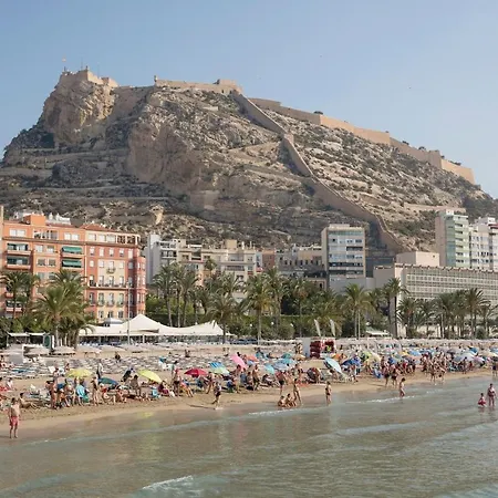 Plaza Ayuntamiento Apartment